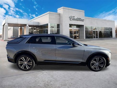 Certified 2024 Cadillac Lyriq Luxury w/ LPO, Floor Liner Package image 2