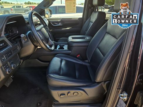 Used 2024 Chevrolet Suburban LT AWD/4WD image 17