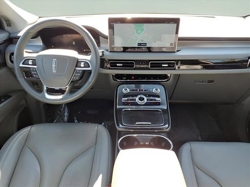 Certified 2021 Lincoln Nautilus Reserve image 15