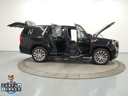 Used 2023 GMC Yukon Denali image 16