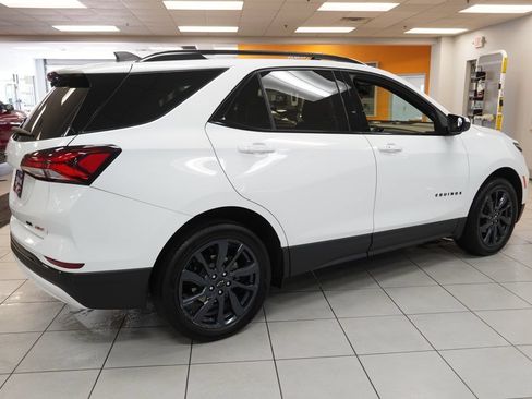 Used 2024 Chevrolet Equinox RS AWD/4WD image 14