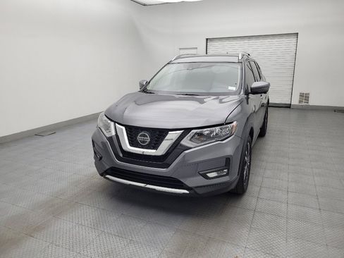 Used 2019 Nissan Rogue SV w/ Premium Package FWD image 15