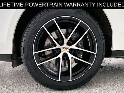 Used 2024 Porsche Macan w/ Premium Plus Package AWD/4WD image 12