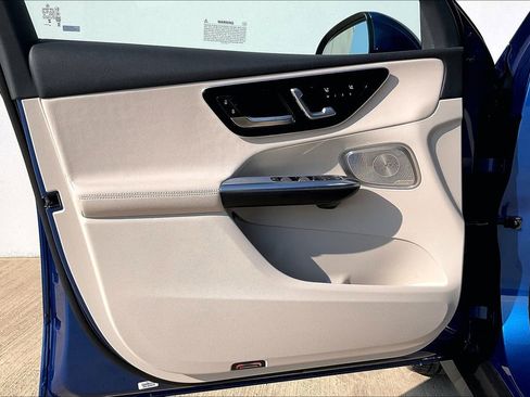 New 2026 Mercedes-Benz GLC 300 4MATIC image 10