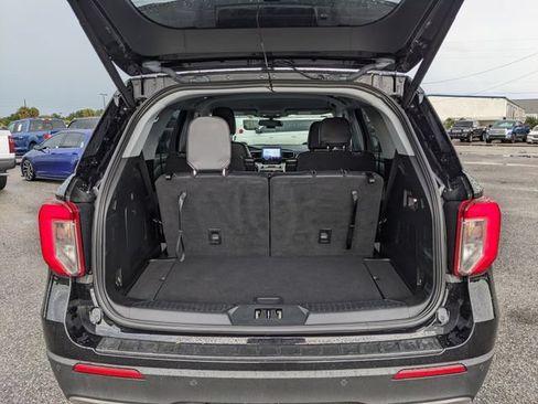 Certified 2021 Ford Explorer XLT w/ Equipment Group 202A RWD image 12