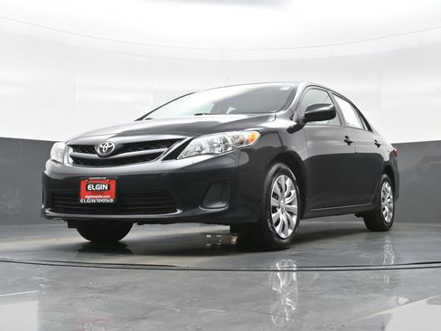 Used 2012 Toyota Corolla LE FWD image 23