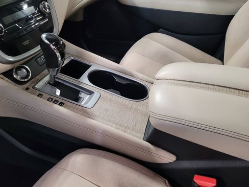 Used 2021 Nissan Murano SV FWD image 26