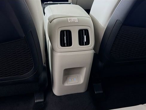Used 2025 Hyundai Tucson Limited image 26