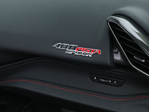 Certified 2019 Ferrari 488 Pista Spider RWD image 21