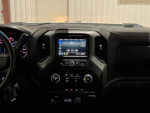 Used 2023 Chevrolet Silverado 2500 Custom w/ Custom Convenience Package image 20