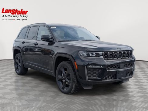 New 2026 Jeep Grand Cherokee Limited w/ Limited Altitude Package AWD/4WD image 4