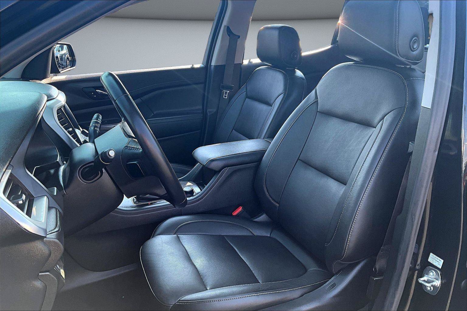 Used 2019 GMC Acadia SLT w/ Black Edition AWD/4WD image 22
