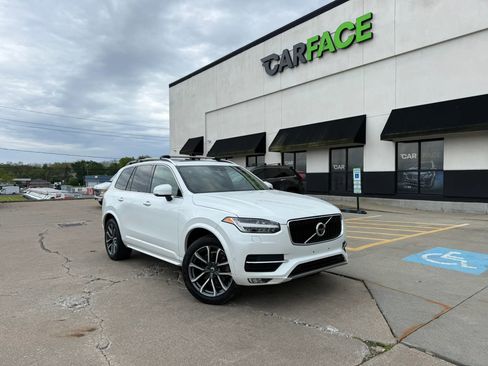 Used 2018 Volvo XC90 T6 Momentum w/ Convenience Package AWD/4WD image 1