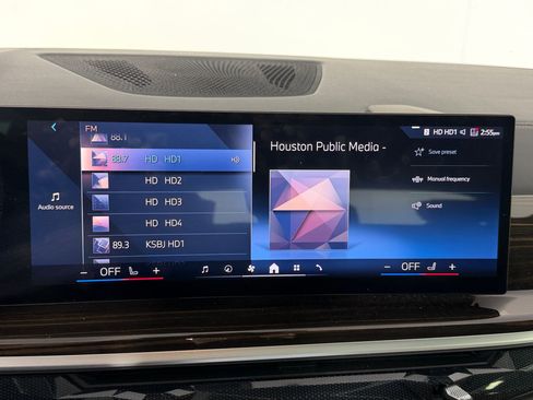 Used 2024 BMW X5 xDrive50e w/ Parking Assistance Package image 24