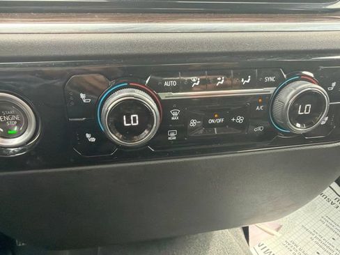 Used 2023 Chevrolet Silverado 1500 LT AWD/4WD image 62