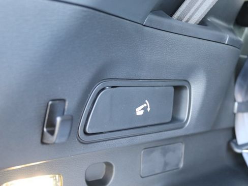 New 2026 Mitsubishi Outlander AWD image 20