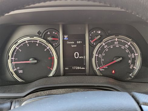 Used 2024 Toyota 4Runner TRD Pro image 13