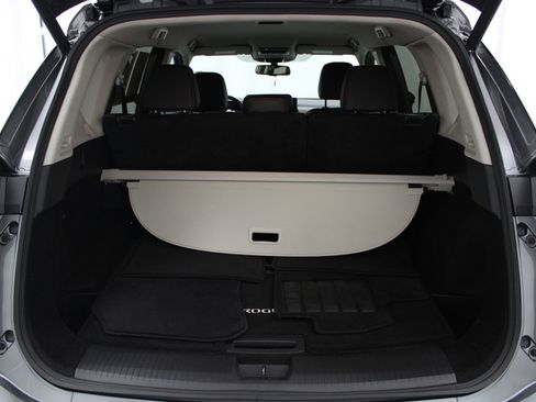 Used 2024 Nissan Rogue SL AWD/4WD image 21