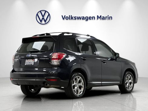 Used 2018 Subaru Forester 2.5i Touring AWD/4WD image 5