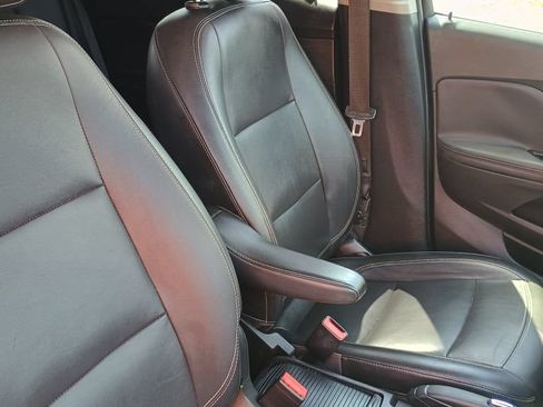 Used 2015 Buick Encore Leather w/ Experience Buick Package FWD image 24