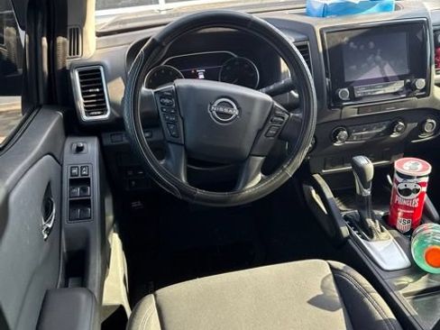 Used 2023 Nissan Frontier SV w/ Tow Package AWD/4WD image 7