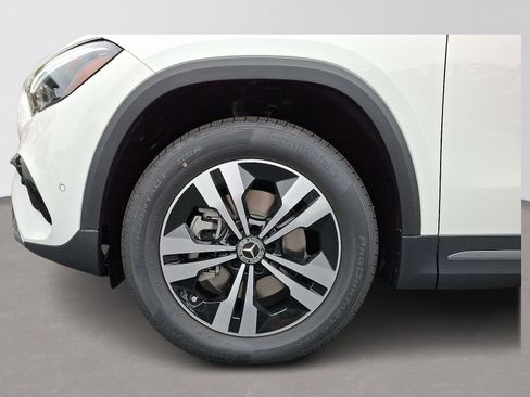 Used 2026 Mercedes-Benz GLA 250 4MATIC image 7