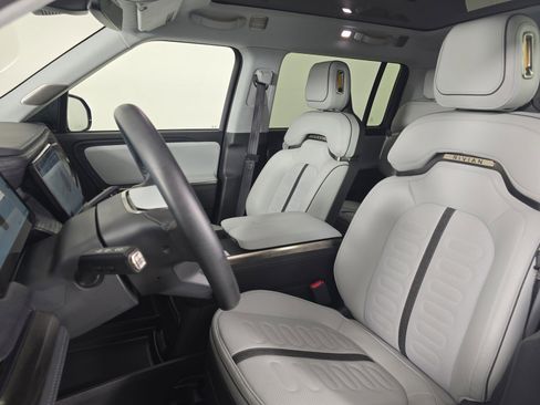 Used 2024 Rivian R1S Adventure AWD/4WD image 20