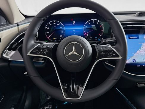New 2026 Mercedes-Benz E 450 4MATIC Sedan image 17