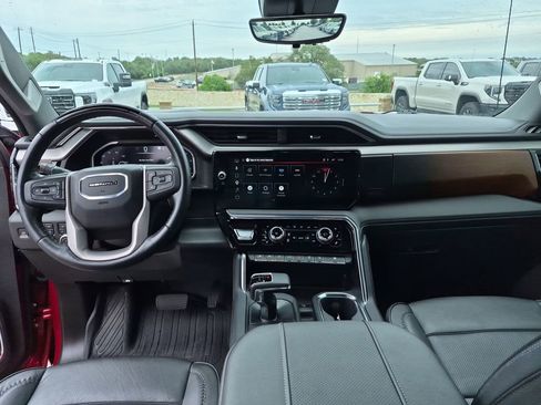 Used 2024 GMC Sierra 1500 Denali AWD/4WD image 30