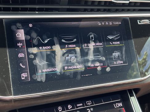 Used 2025 Audi Q8 Premium Plus AWD/4WD image 23