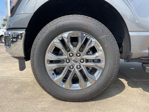 New 2025 Ford F150 Lariat w/ Equipment Group 501A Mid image 10