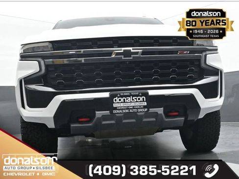 Used 2022 Chevrolet Suburban Z71 w/ Luxury Package image 17