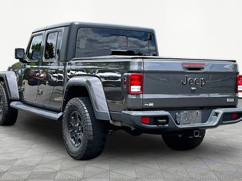 Used 2022 Jeep Gladiator Overland w/ Popular Equipment Package AWD/4WD image 4