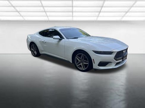 Used 2026 Ford Mustang Coupe RWD image 7