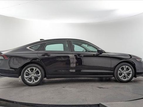 Used 2024 Honda Accord LX image 9