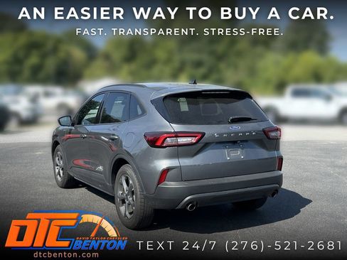 Used 2025 Ford Escape ST-Line FWD image 5