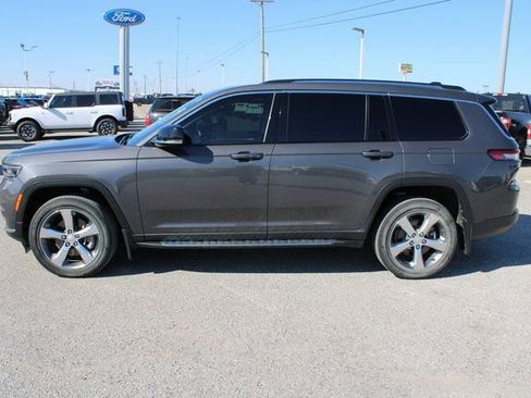 Used 2021 Jeep Grand Cherokee L Limited w/ MOPAR Finishing Package image 9
