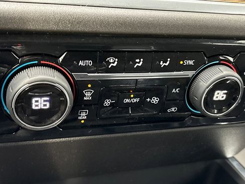 Certified 2025 Chevrolet Silverado 1500 RST image 19