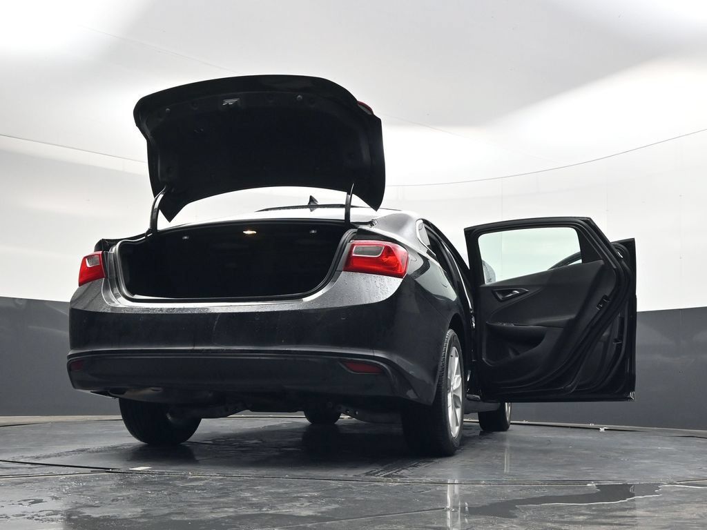Used 2025 Chevrolet Malibu LT FWD image 32