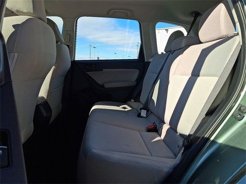 Used 2017 Subaru Forester 2.5i w/ Alloy Wheel Package image 10