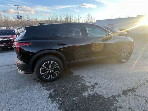 New 2025 Chevrolet Blazer EV LT AWD/4WD image 6