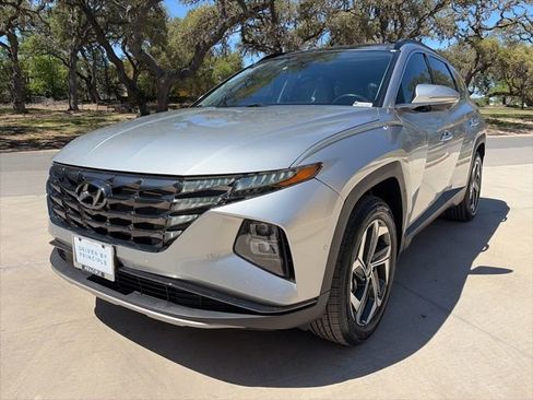 Used 2023 Hyundai Tucson Limited w/ Cargo Package AWD/4WD image 2