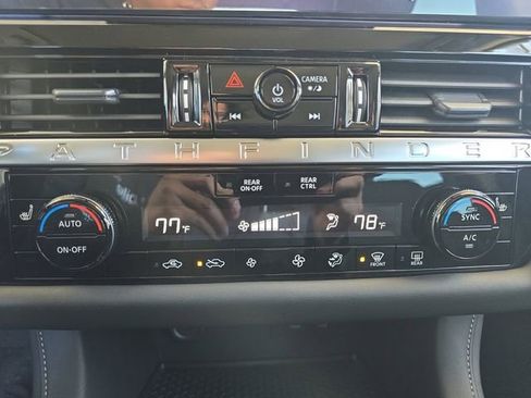 New 2026 Nissan Pathfinder SV image 4