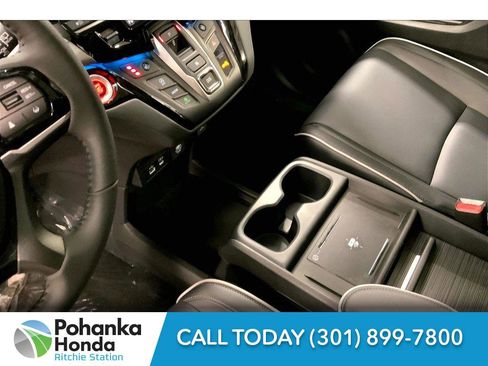 New 2026 Honda Odyssey Touring image 9
