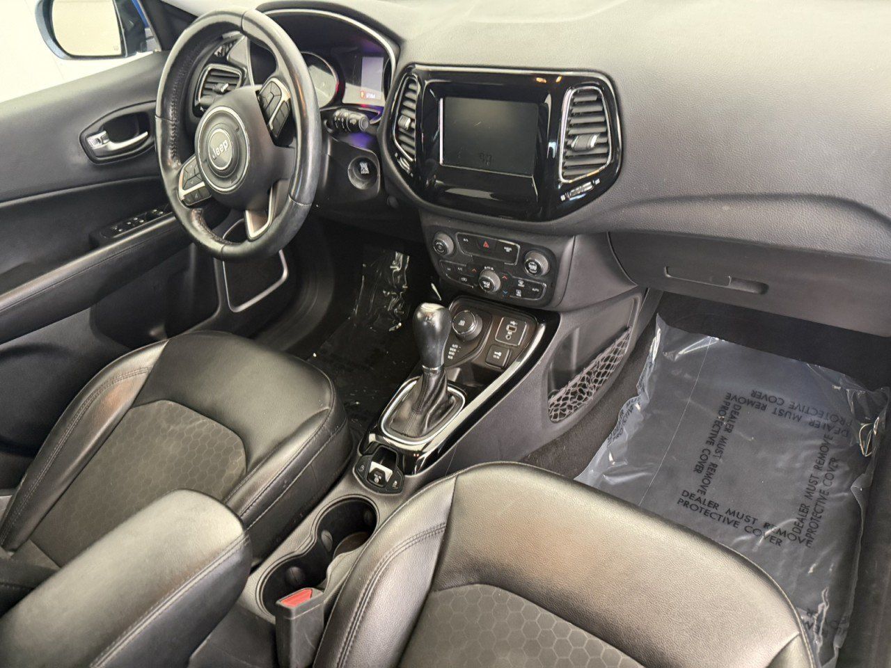 Used 2019 Jeep Compass Latitude AWD/4WD image 11