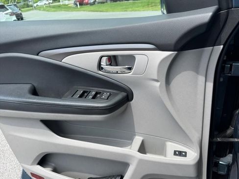 Used 2018 Honda Pilot EX-L image 17