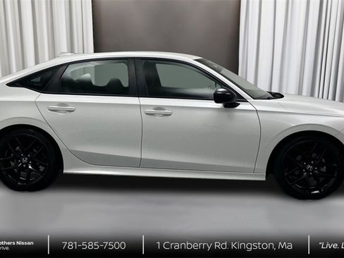 Used 2024 Honda Civic Sport image 4