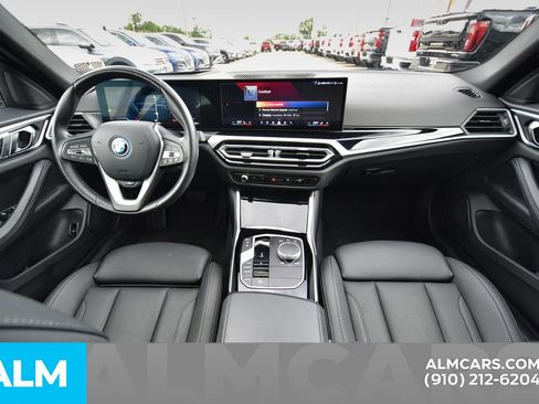 Used 2024 BMW i4 xDrive40i image 17