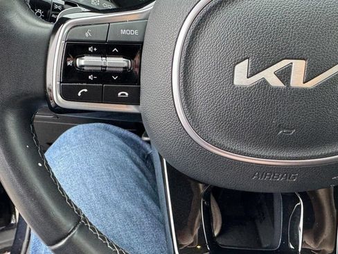 Used 2023 Kia Sorento EX AWD/4WD image 22