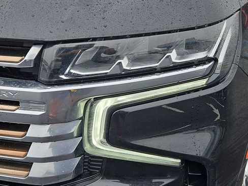 Used 2024 Chevrolet Tahoe High Country RWD image 10